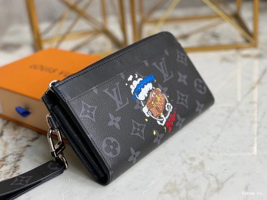 ZIPPY DRAGONNE LOUIS VUITTON 0812